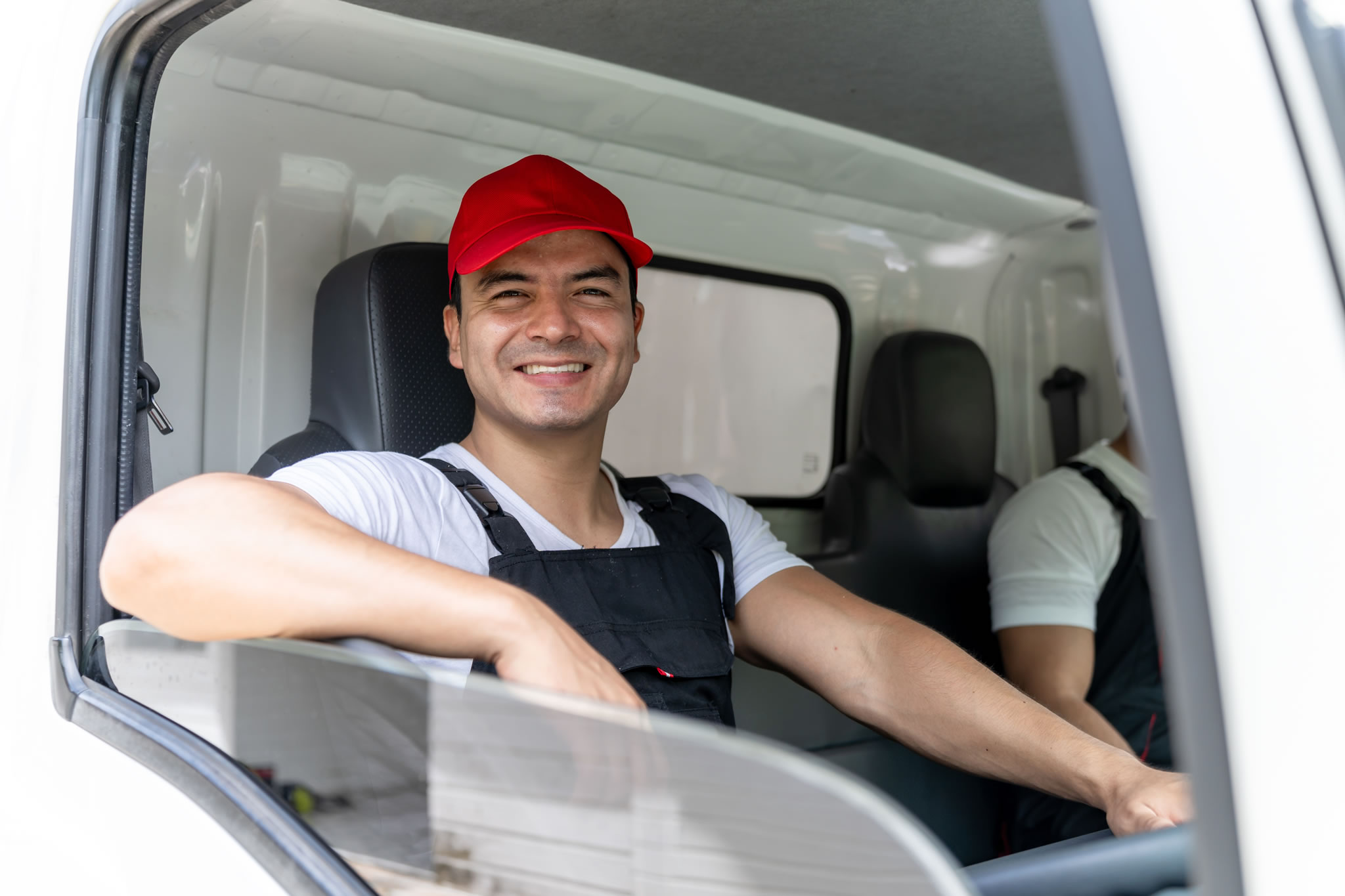 Equipe VAIBOX preparando envios internacionais